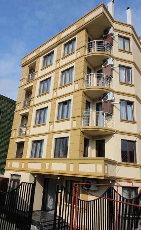 Hostel Jeal Batumi Exterior photo